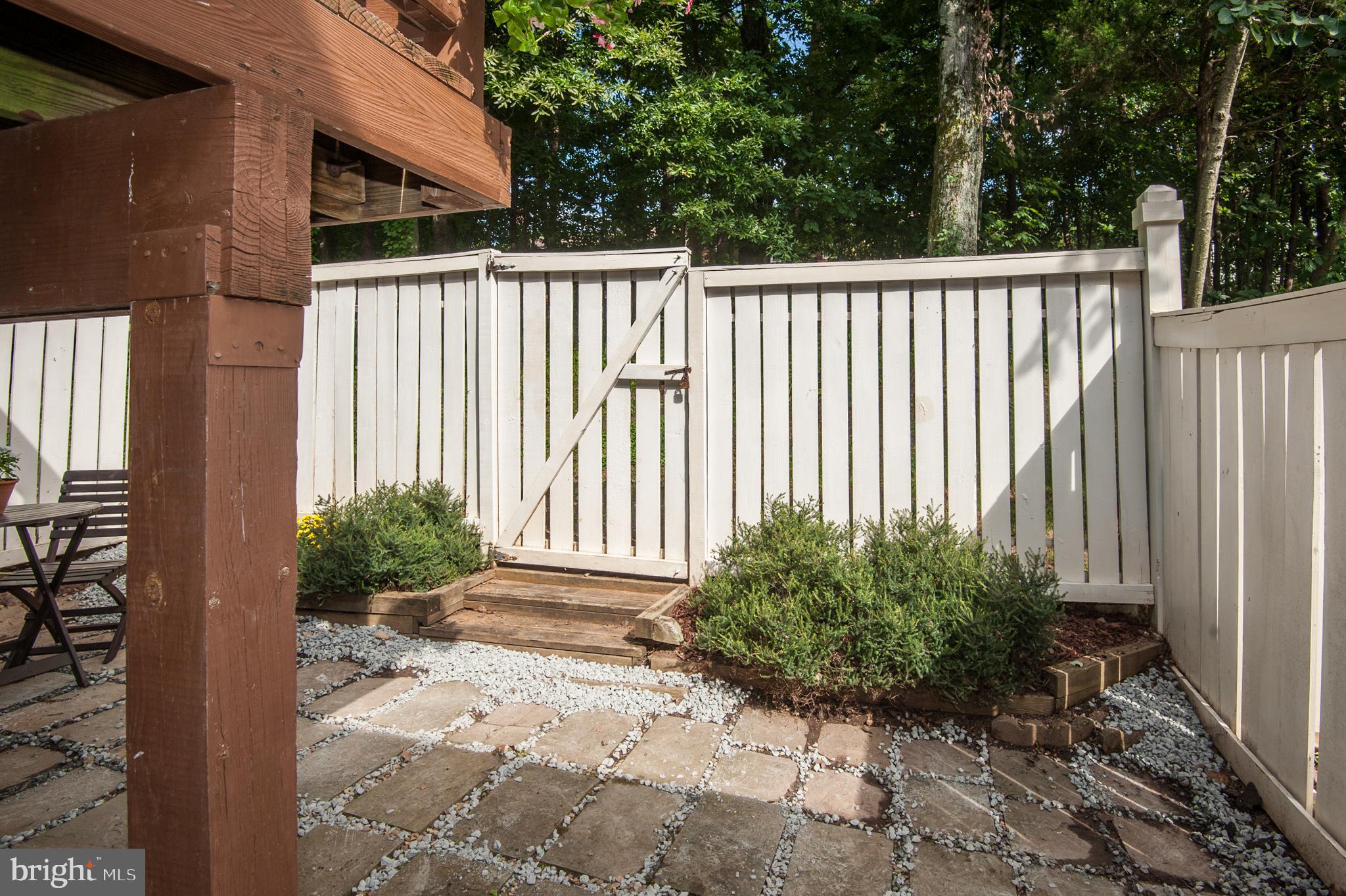 1558 Autumn Ridge Circle Reston, VA 20194 - Photo 42 of 46 Gallery Image 42