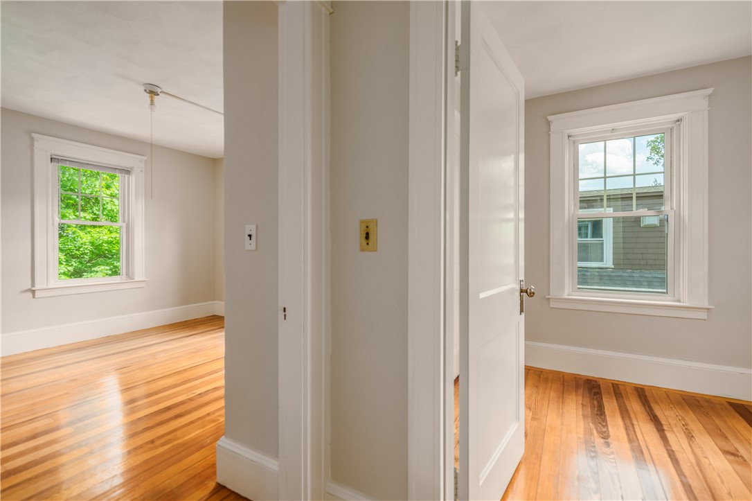 52 Forbes Street Providence, RI 02908 - Photo 19 of 40