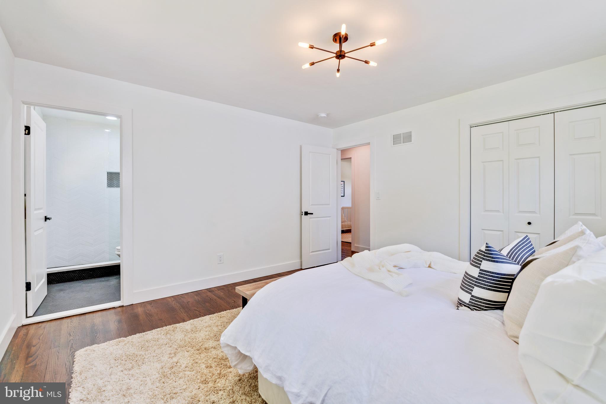 2001 Reuter Road Lutherville-Timonium, MD 21093 - Photo 21 of 38 Owner's Suite