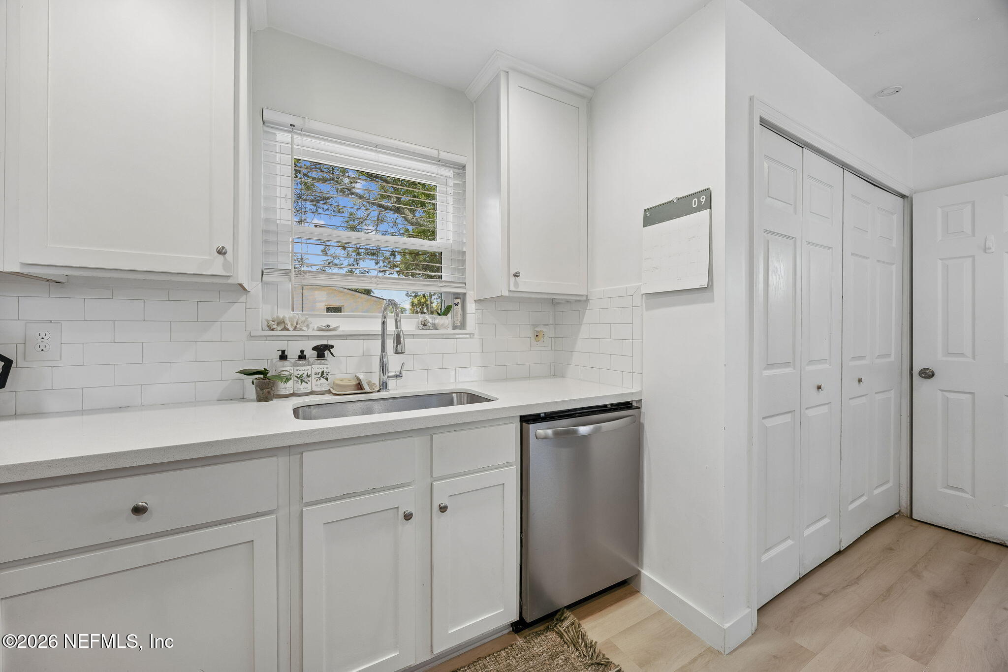 455 Irex Road Atlantic Beach, FL 32233 - Photo 12 of 60 Kitchen