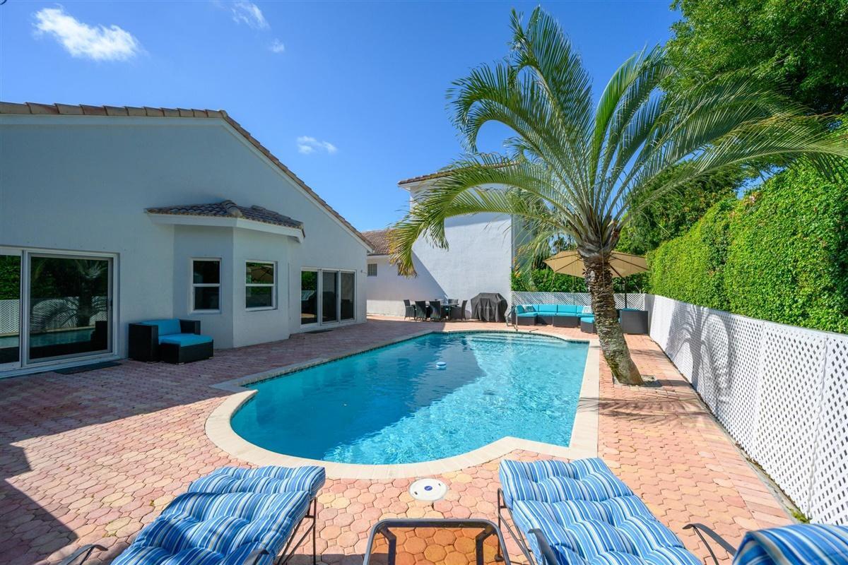7161 Northwest Turtle Walk Boca Raton, FL 33487 - Photo 28 of 32 Backyard