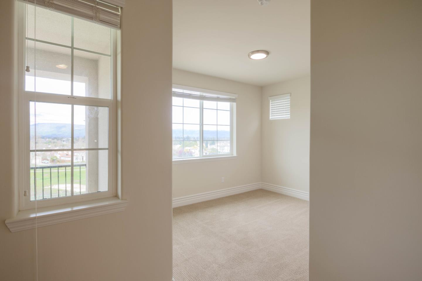 7230 Pitlochry Drive Gilroy, CA 95020 - Photo 61 of 74 an empty room with a window