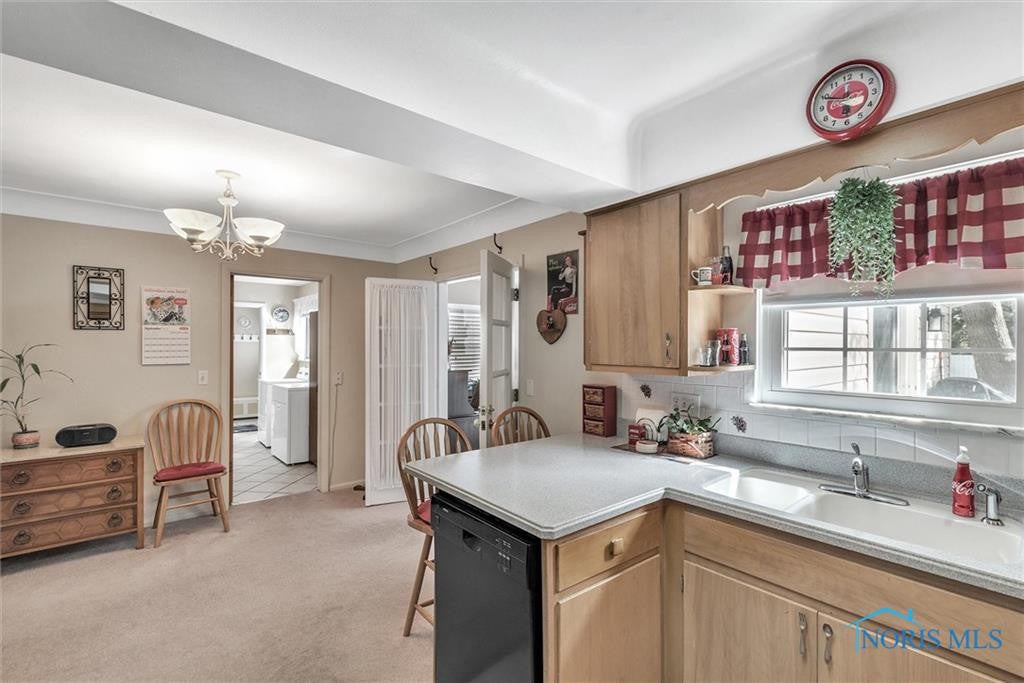 4930 Cedarhurst Road Toledo, OH 43613 - Photo 18 of 48 Photo 18