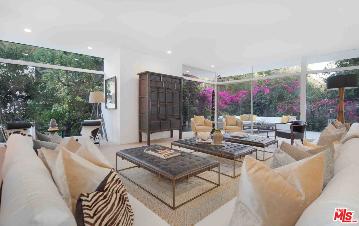 955 Chantilly Road Los Angeles, CA 90077 - Photo 4 of 37