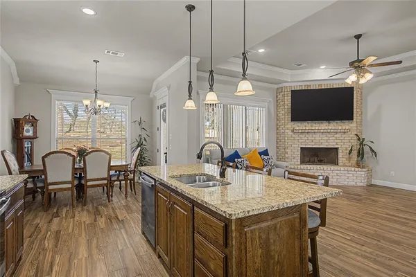$429,900 | 1041 Tex Lane, Springtown, TX 76082