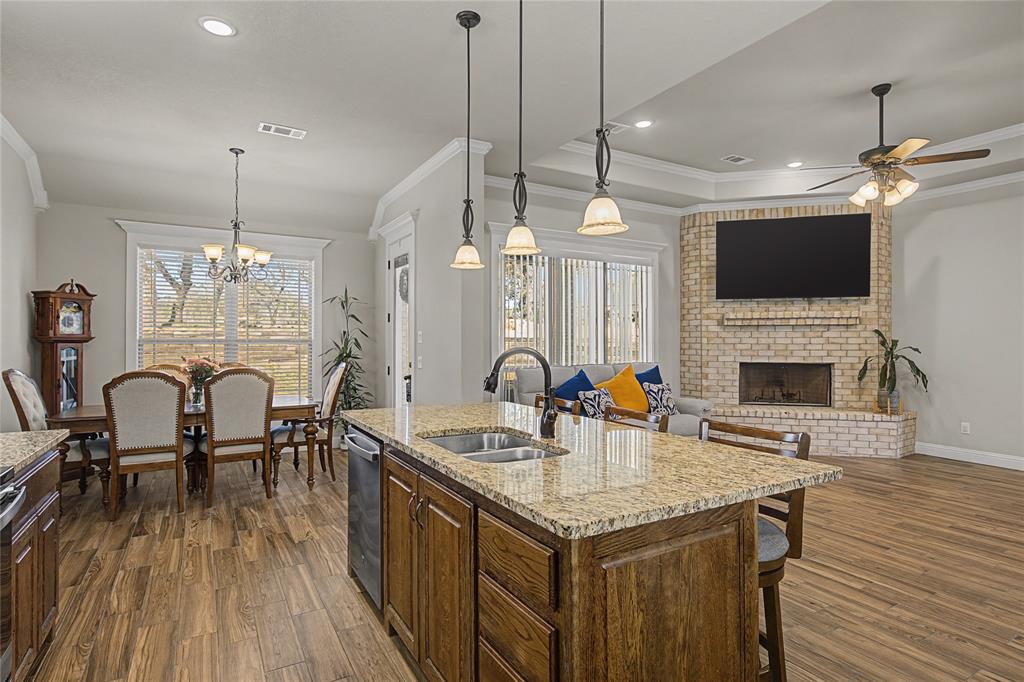 1041 Tex Lane Springtown, TX 76082 - Photo 1 of 37