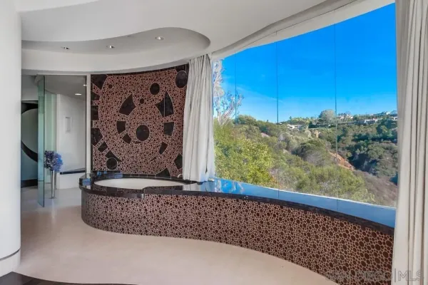 $30,000 | 6125 Terryhill Drive, La Jolla, CA 92037