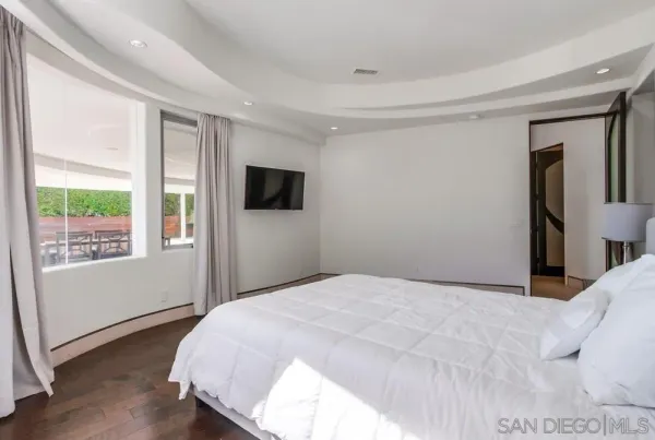 $30,000 | 6125 Terryhill Drive, La Jolla, CA 92037