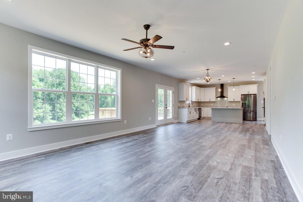64 Bay Front Road Deale, MD 20751 - Photo 14 of 55