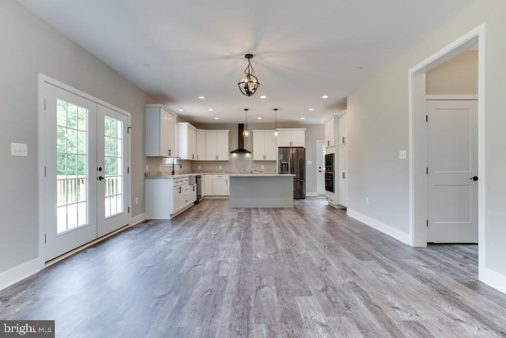 64 Bay Front Road Deale, MD 20751 - Photo 18 of 55