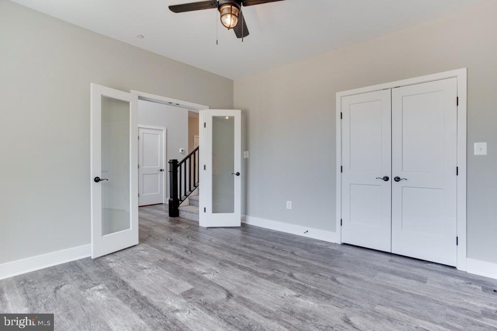 64 Bay Front Road Deale, MD 20751 - Photo 20 of 55