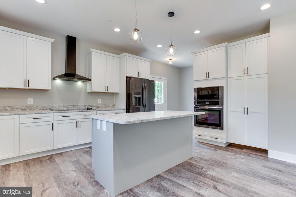 64 Bay Front Road Deale, MD 20751 - Photo 8 of 55