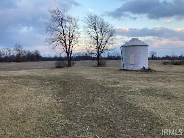 $285,000 | 835 South Co Road 900 East, Parker City, IN 47368