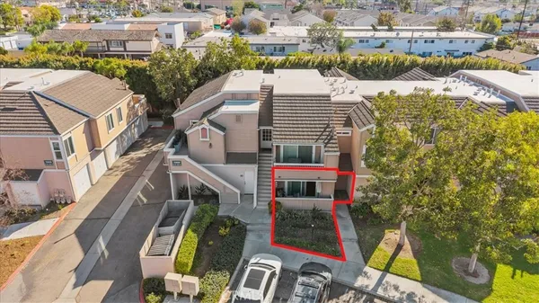 a picture of city view