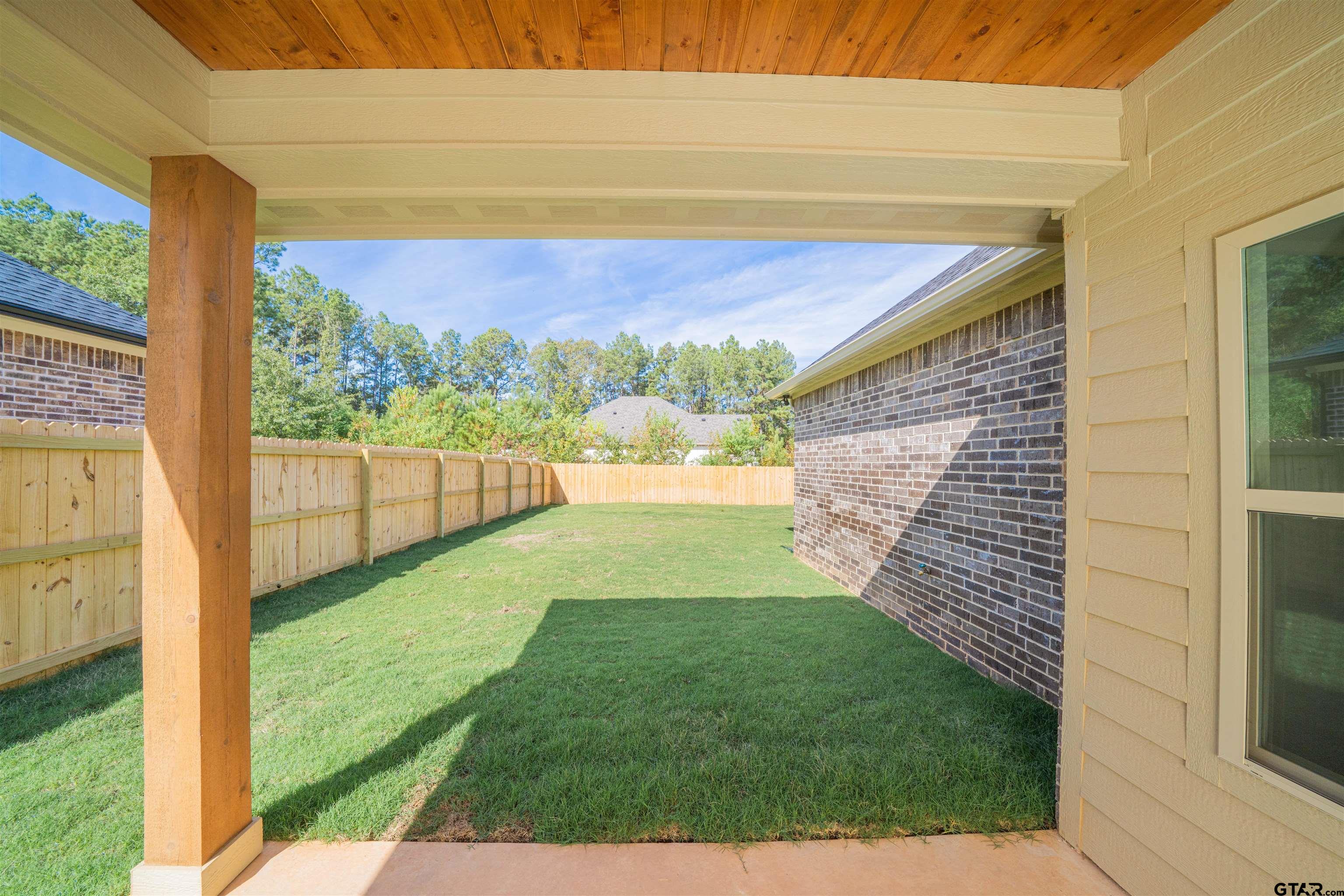1203 Penny Lane Kilgore, TX 75662 - Photo 22 of 24 a view of yard from balcony