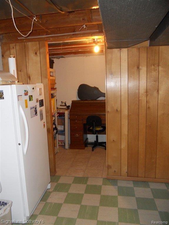 20910 Andover Road Southfield, MI 48076 - Photo 12 of 22 Storage Closet.JPG