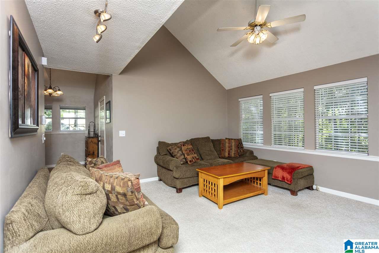 2230 Mountain View Road Birmingham, AL 35210 - Photo 5 of 24