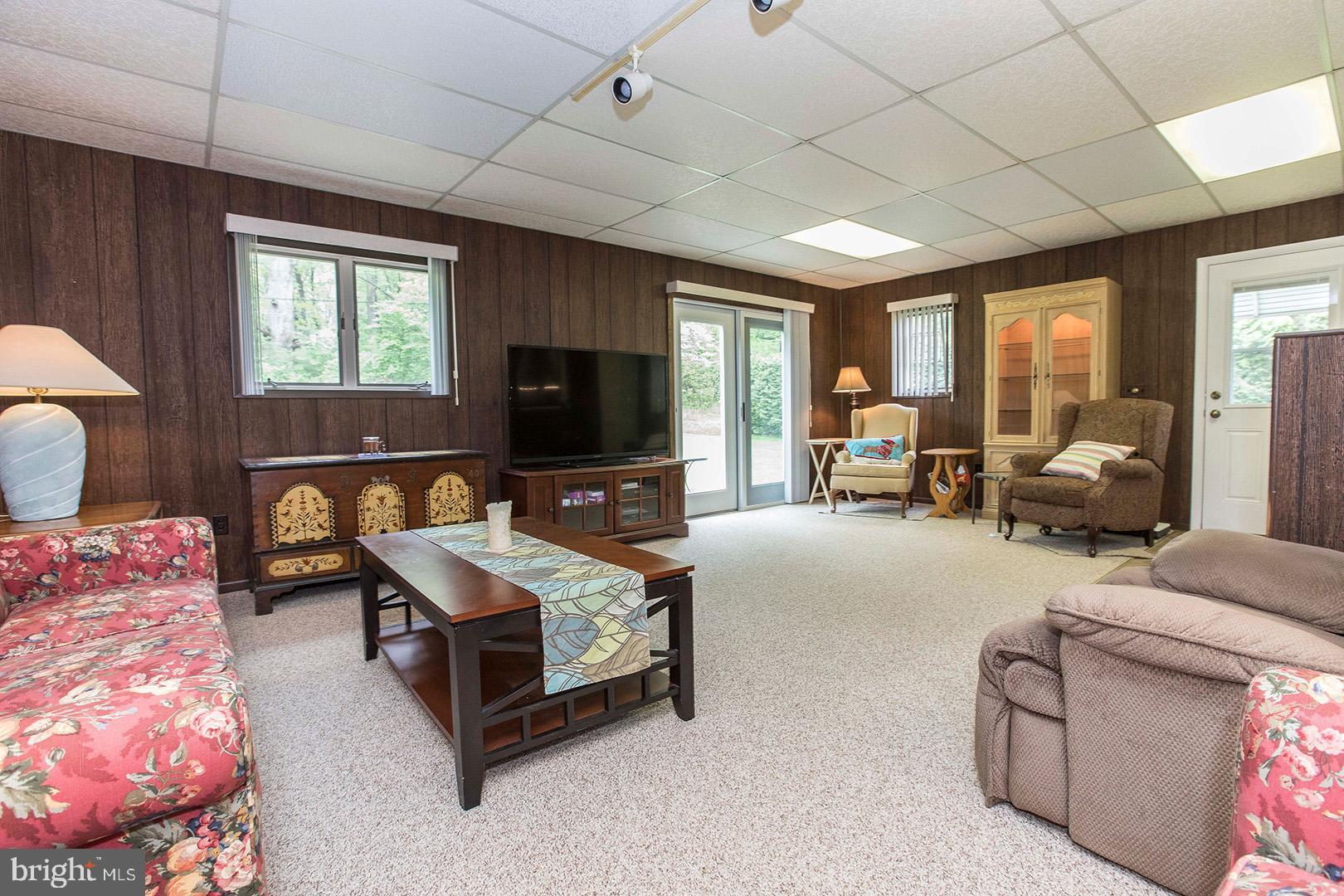 105 Woodland Road Reading, PA 19610 - Photo 13 of 43 Gallery Image 13