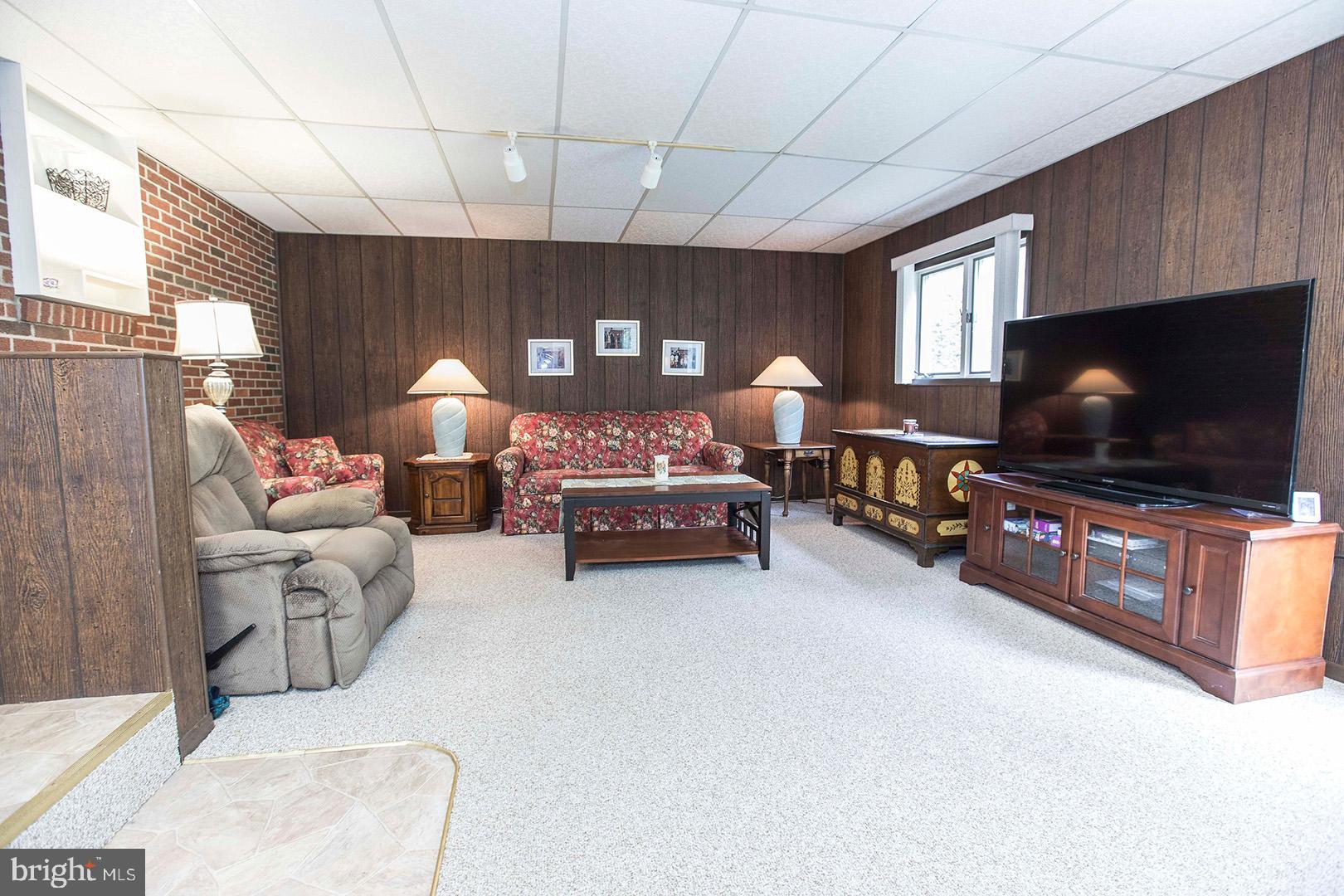 105 Woodland Road Reading, PA 19610 - Photo 17 of 43 Gallery Image 17