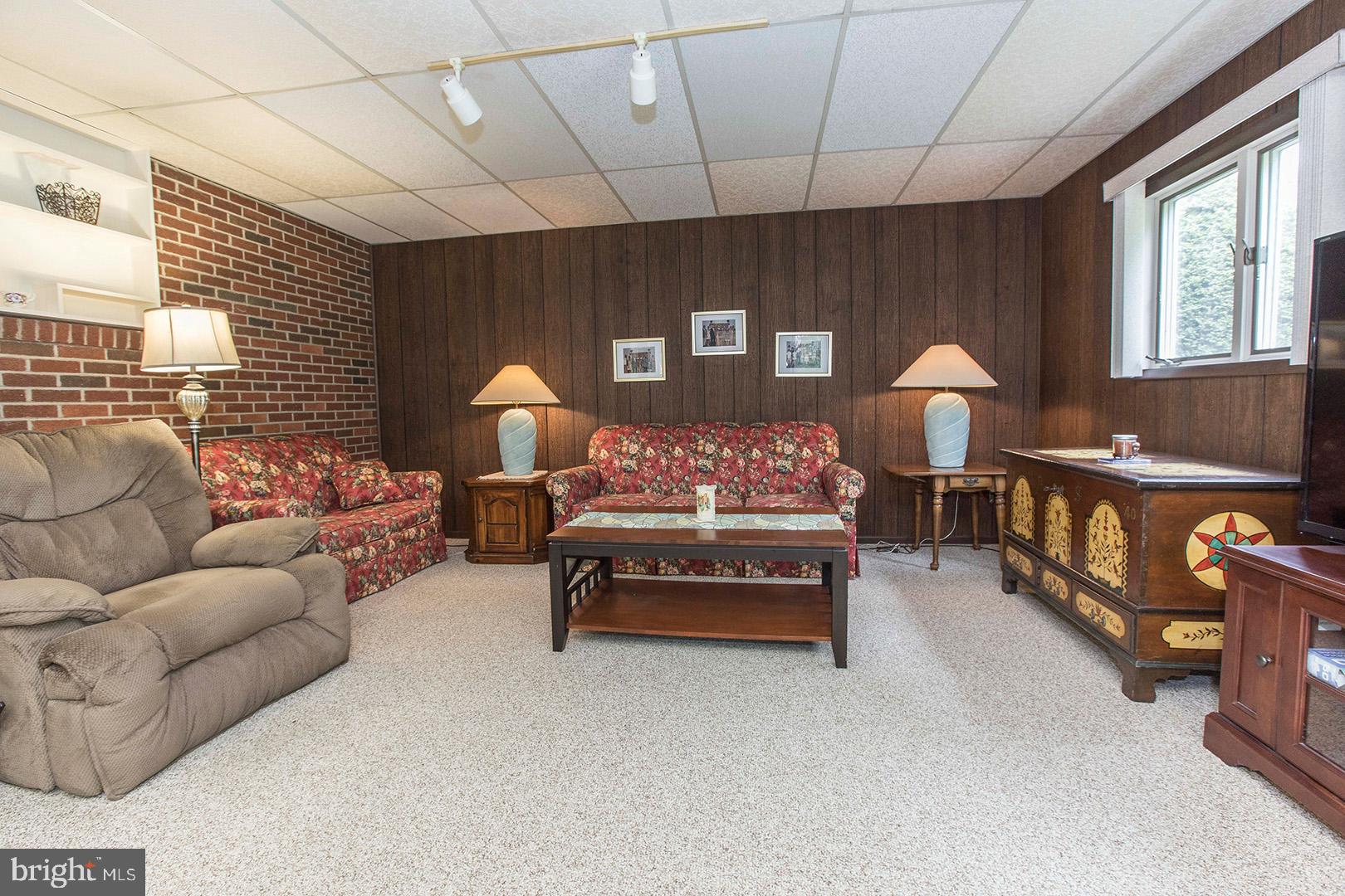 105 Woodland Road Reading, PA 19610 - Photo 35 of 43 Gallery Image 35