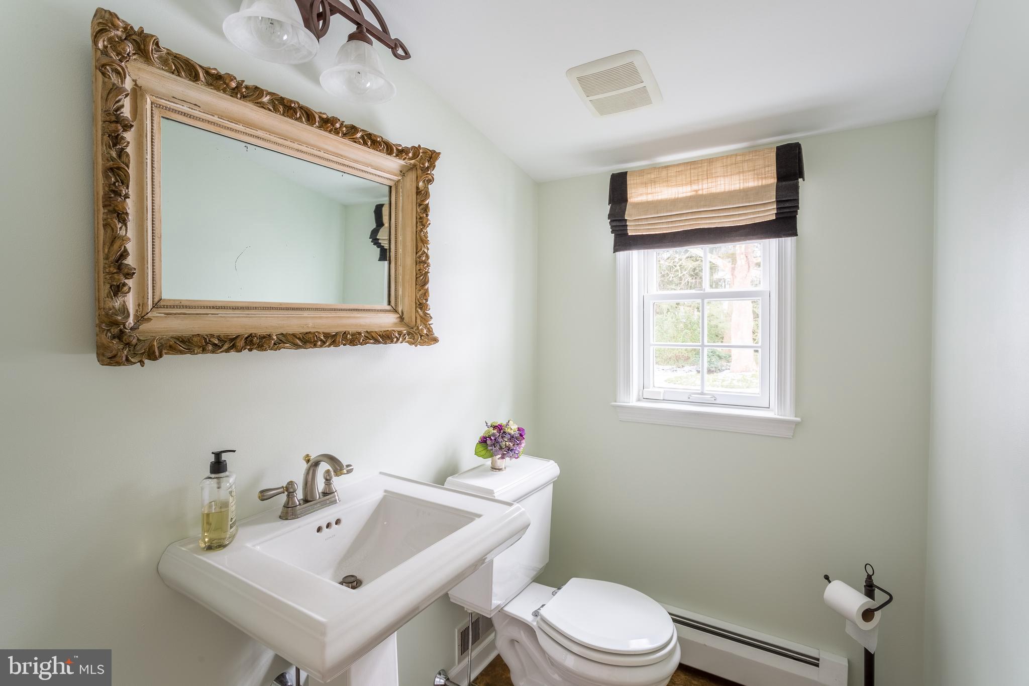 661 Church Road Wayne, PA 19087 - Photo 19 of 32 Sweet Powder Room