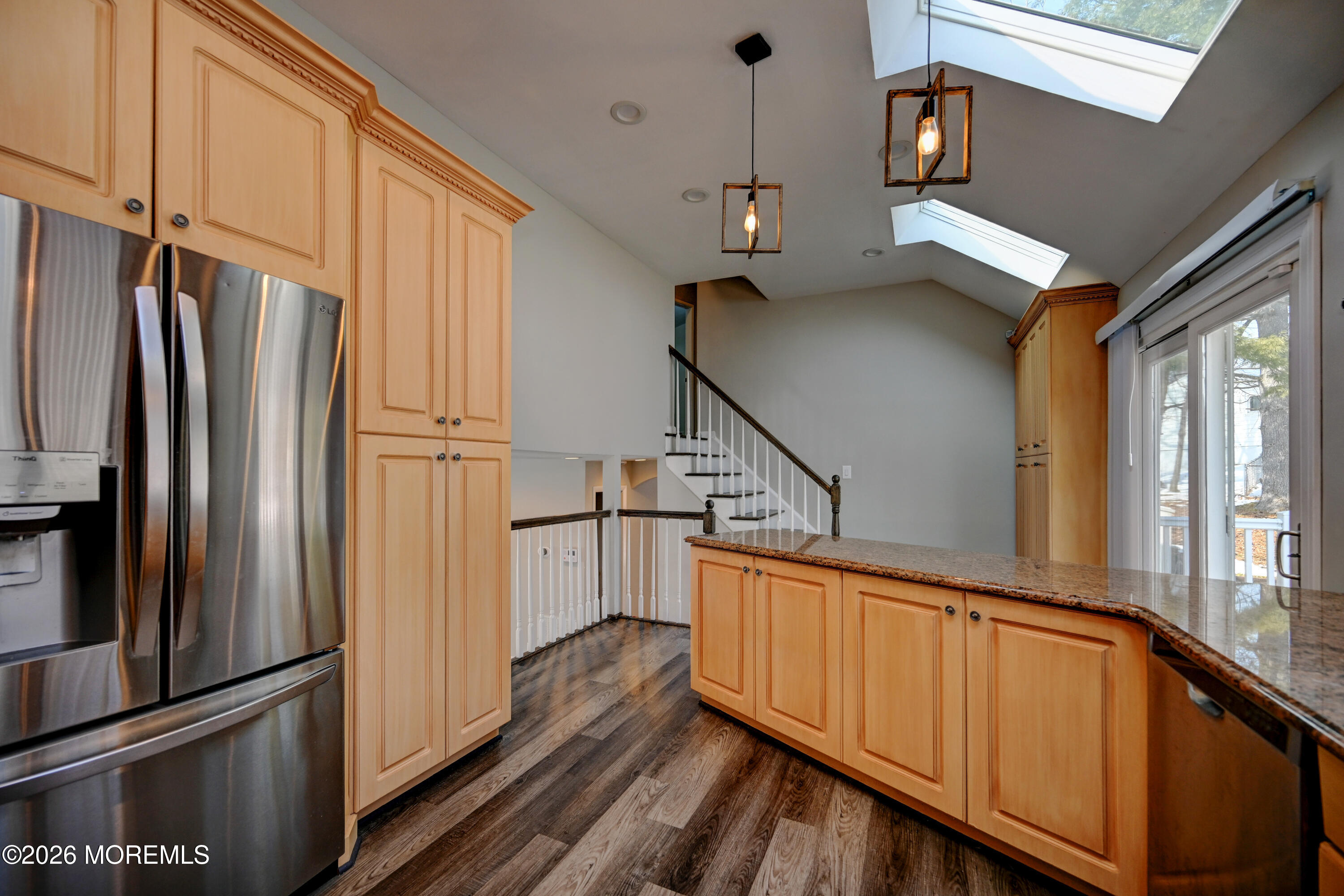 17 Thomas Road East Brunswick, NJ 08816 - Photo 15 of 53 12-Kitchen