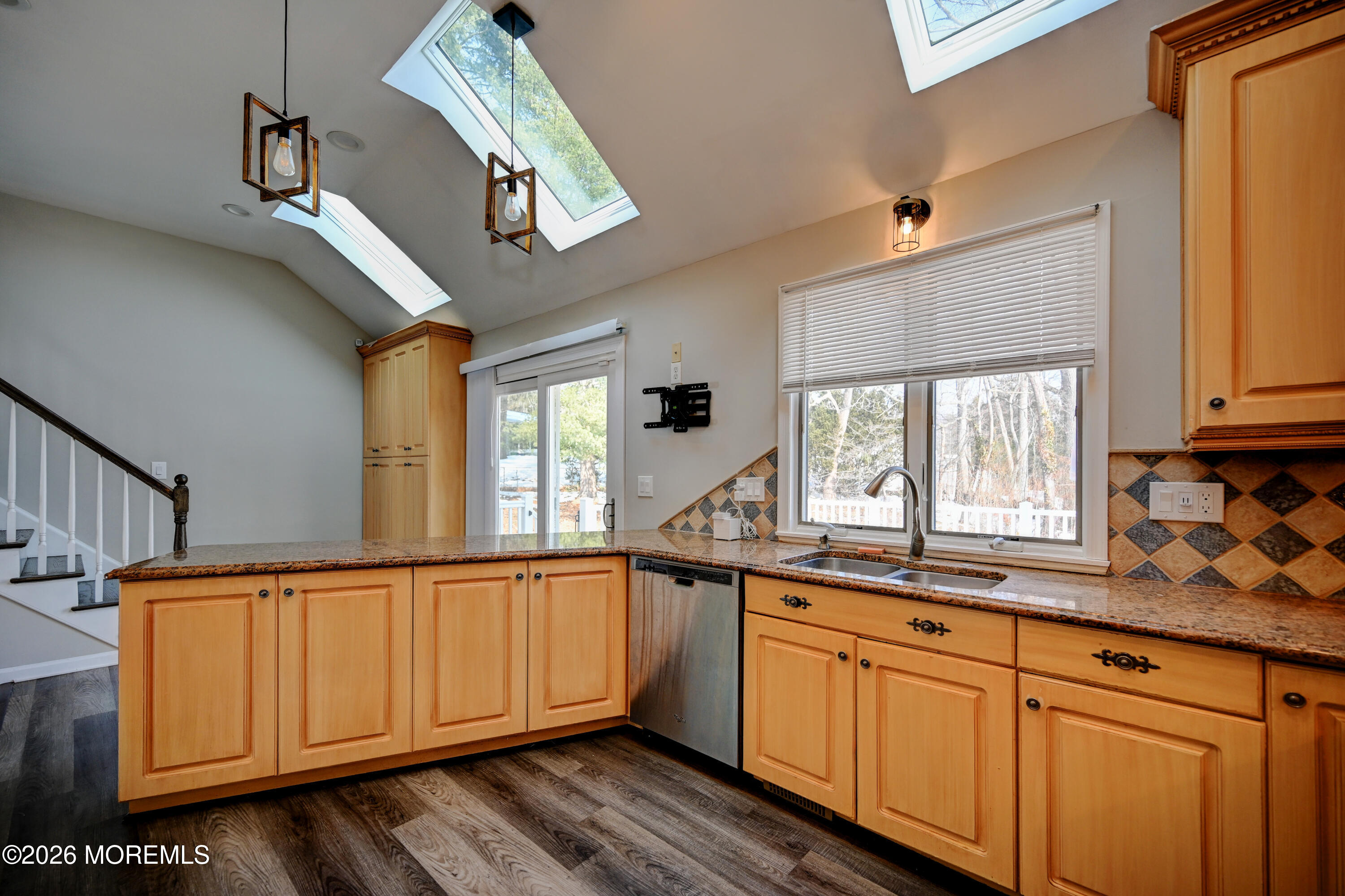17 Thomas Road East Brunswick, NJ 08816 - Photo 16 of 53 13-Kitchen
