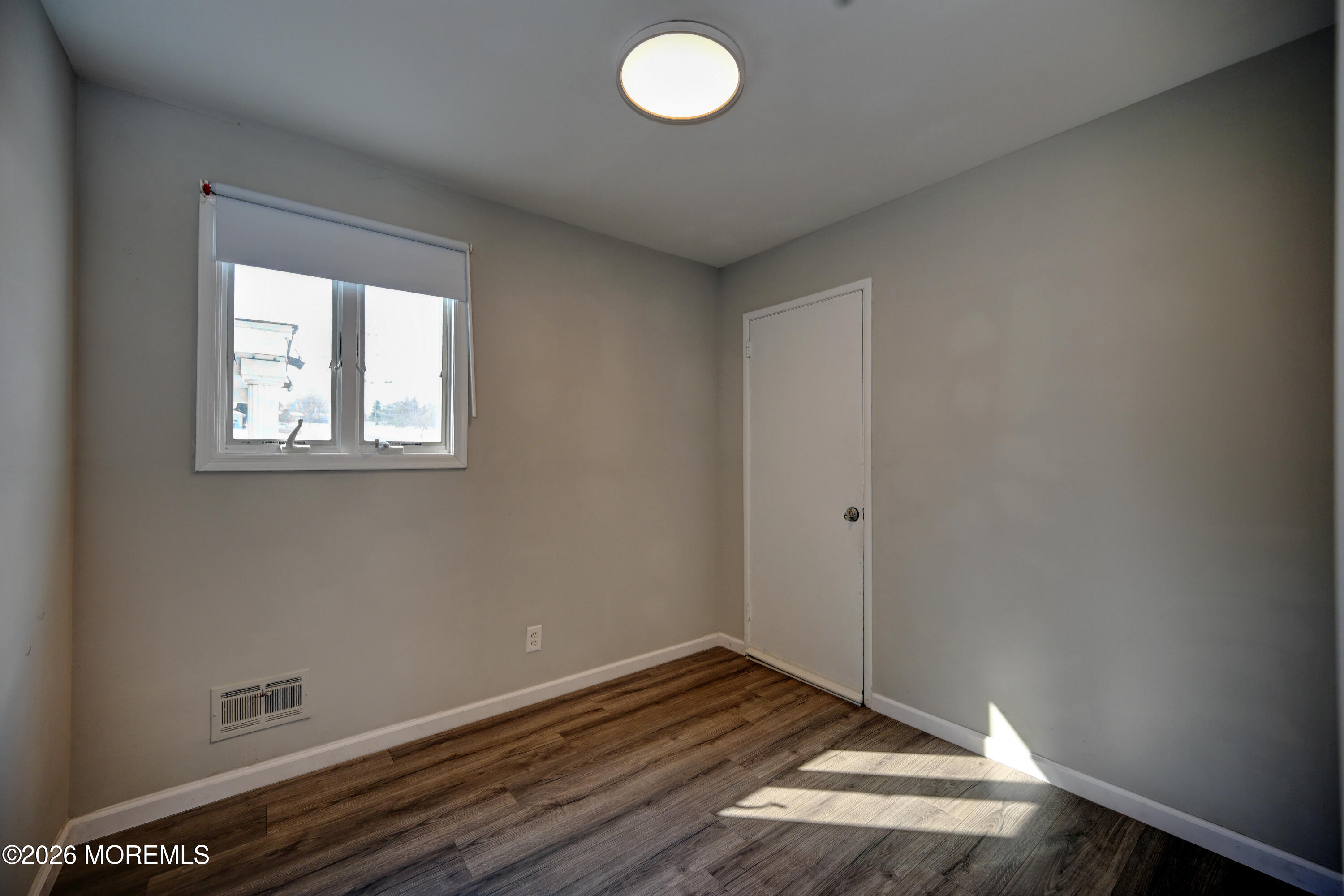 17 Thomas Road East Brunswick, NJ 08816 - Photo 19 of 53 16-Office