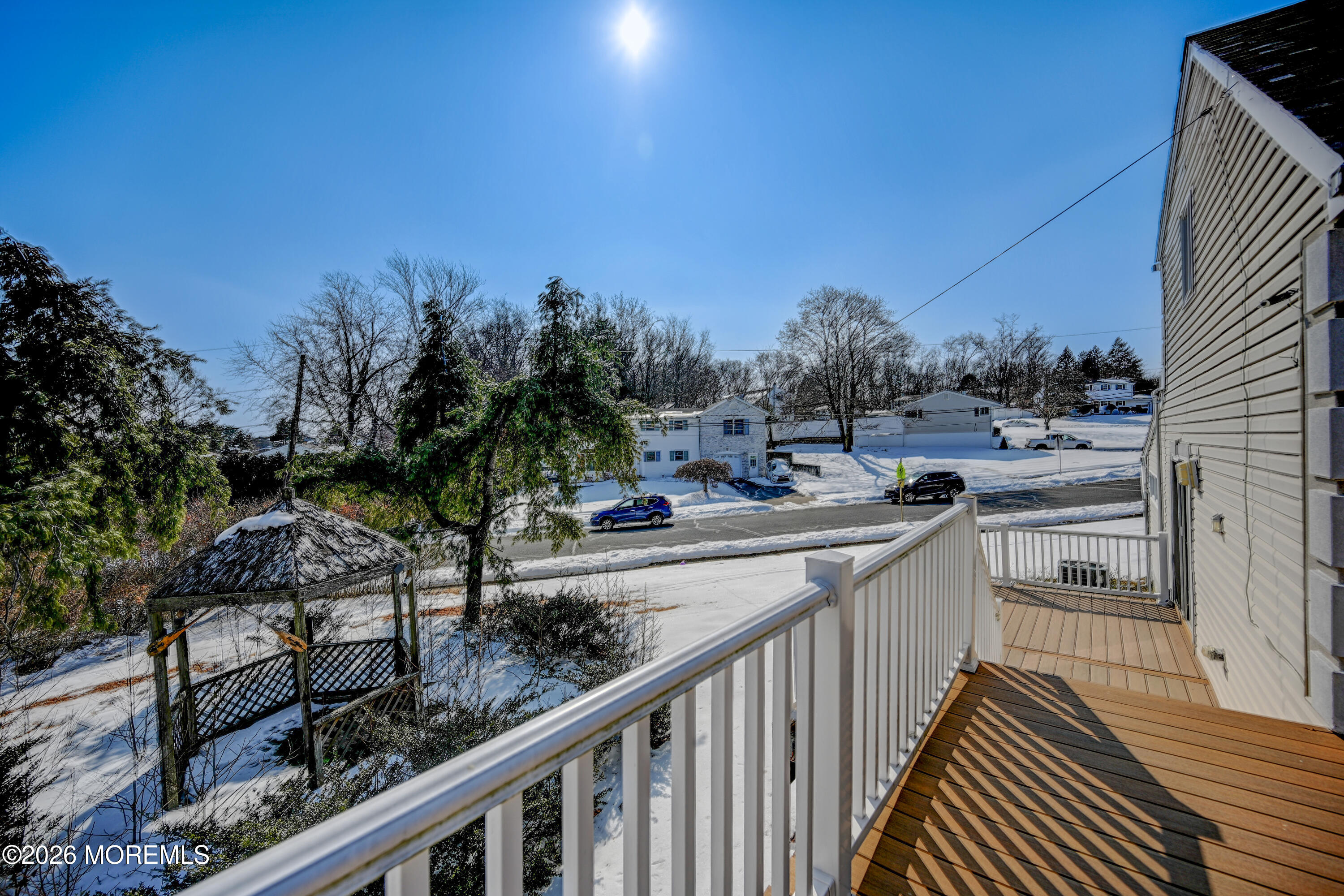 17 Thomas Road East Brunswick, NJ 08816 - Photo 36 of 53 36-Upper Deck Side View