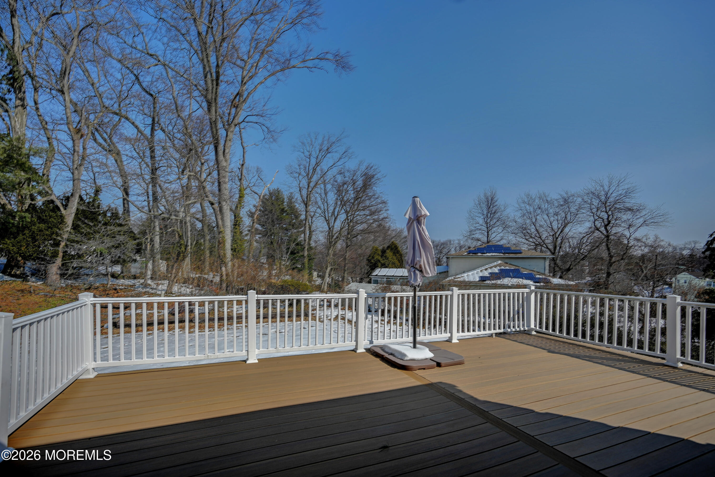 17 Thomas Road East Brunswick, NJ 08816 - Photo 38 of 53 38-Deck View