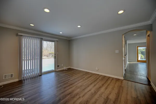 a view of empty room with window