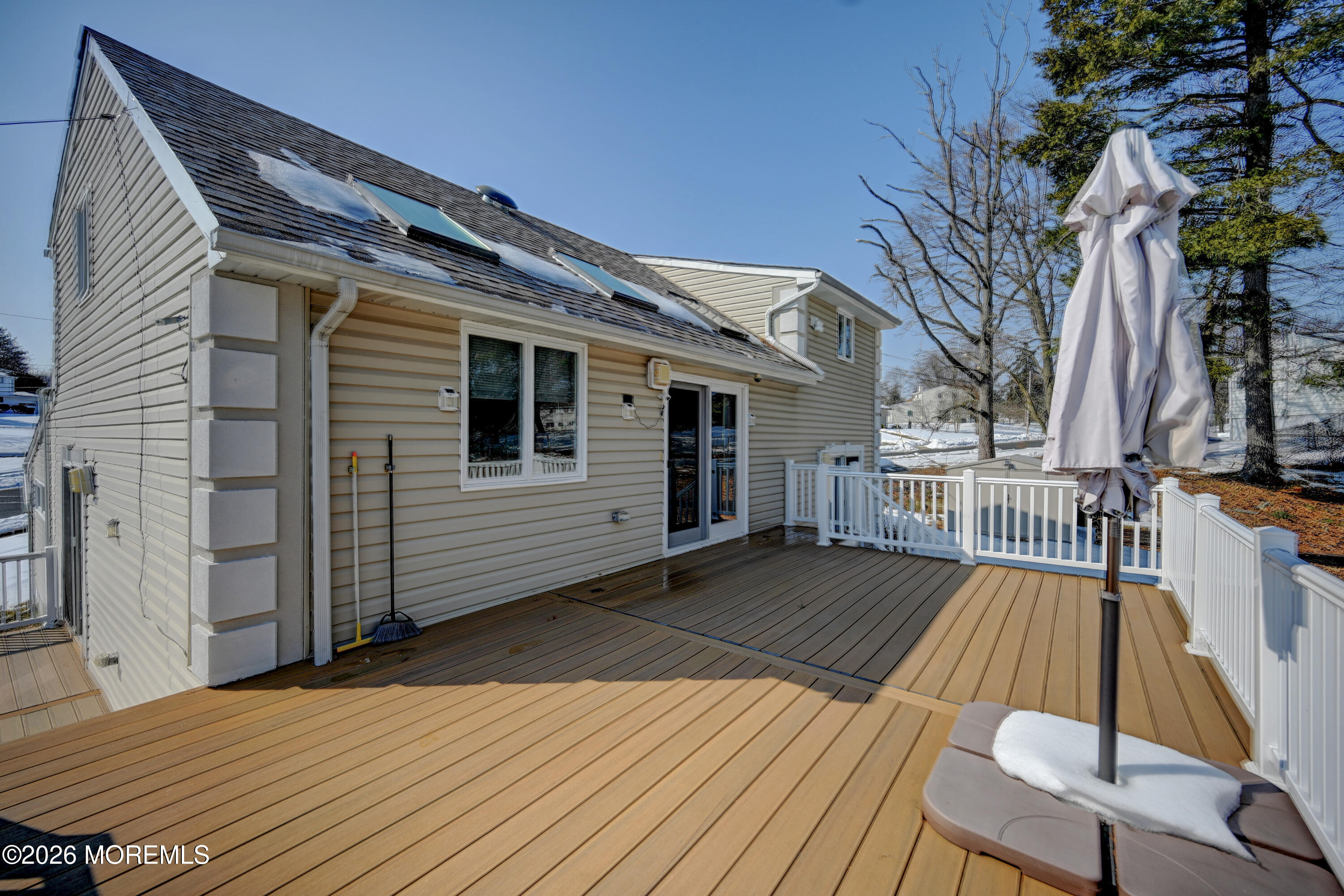 17 Thomas Road East Brunswick, NJ 08816 - Photo 47 of 53 31-Deck