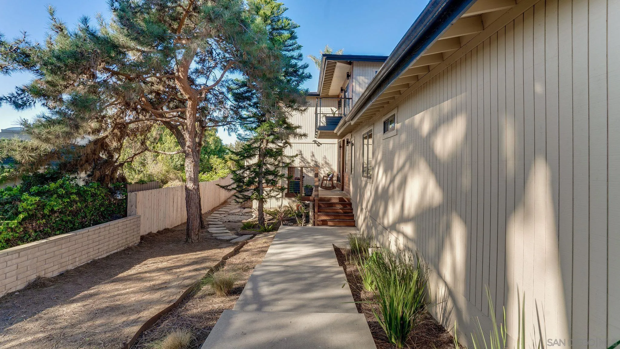 320 Del Mar Heights Road Del Mar, CA 92014 - Photo 4 of 49 a view of a house with a tree