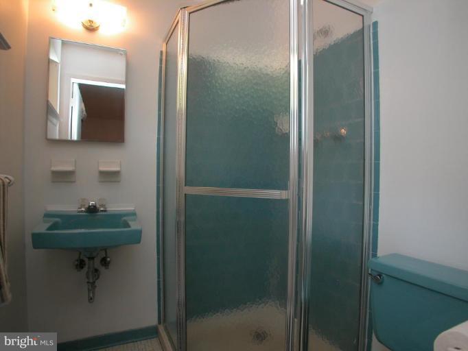 3611 Templar Road Randallstown, MD 21133 - Photo 14 of 24 Full Master Bath