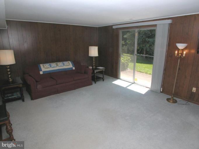 3611 Templar Road Randallstown, MD 21133 - Photo 17 of 24 Family room leads out to patio and private oasis!