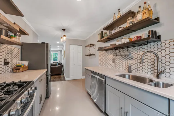 $315,000 | 226-25 Union Turnpike, Unit A | Oakland Gardens