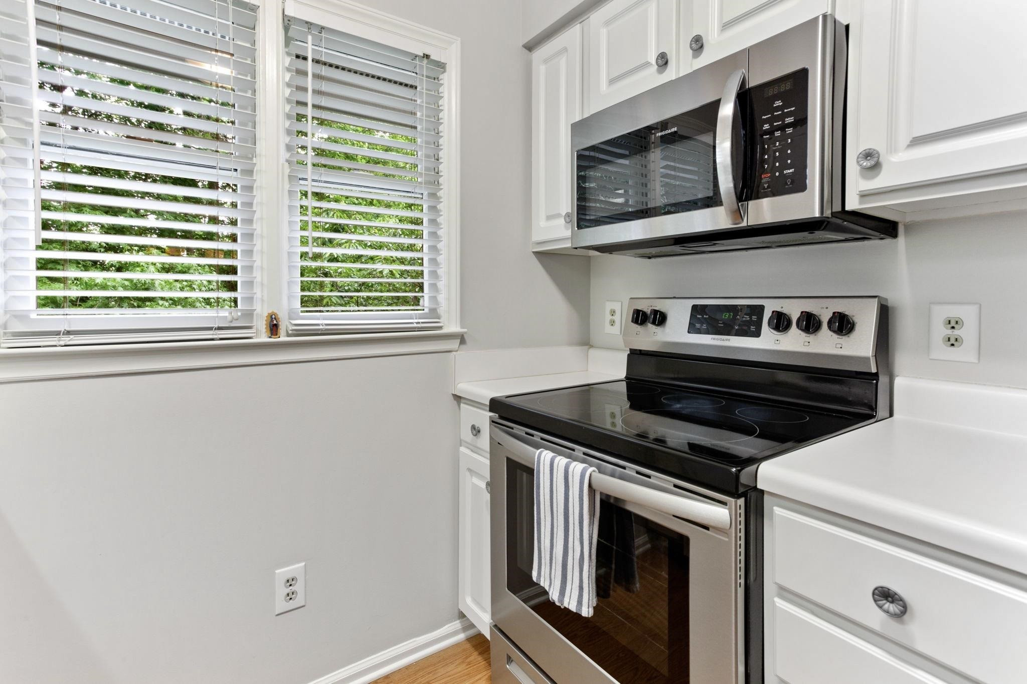 2810 Edridge Court, Unit 202 Raleigh, NC 27607 - Photo 11 of 20 Photo 11