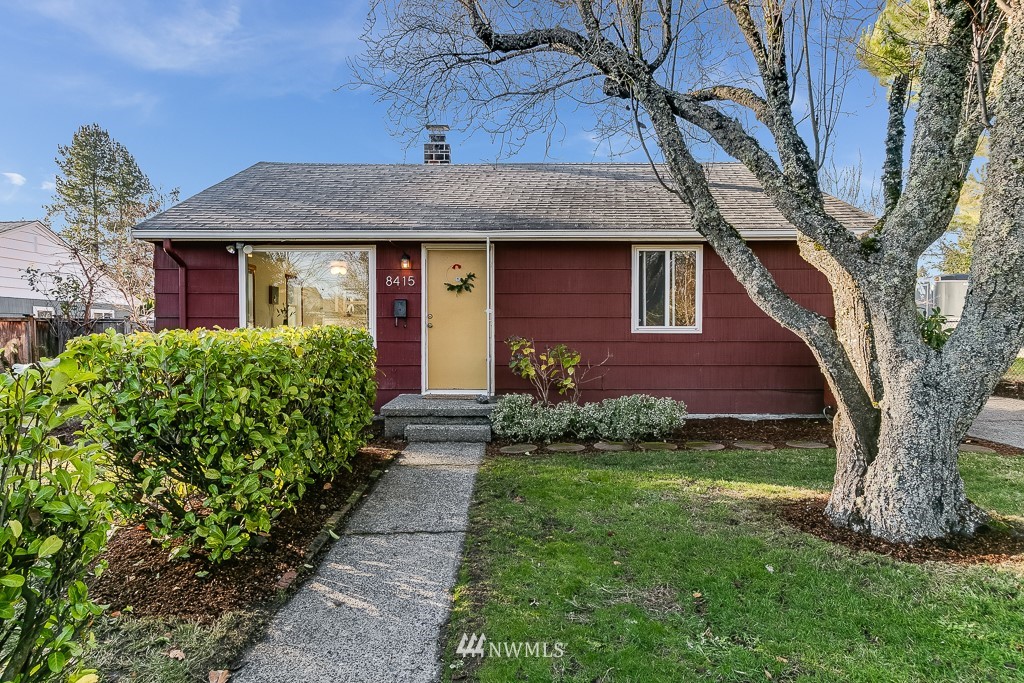 8415 34th Avenue Southwest Seattle, WA 98126 - Photo 1 of 24