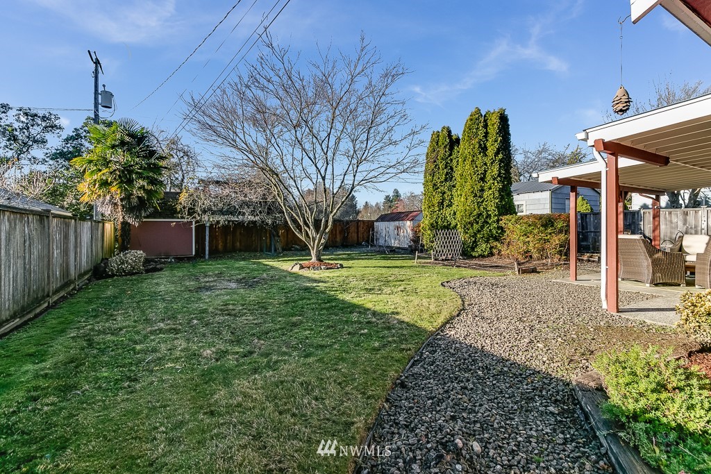 8415 34th Avenue Southwest Seattle, WA 98126 - Photo 12 of 24