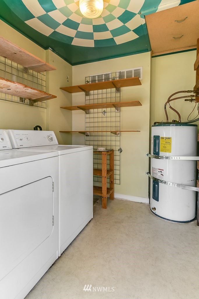 8415 34th Avenue Southwest Seattle, WA 98126 - Photo 15 of 24