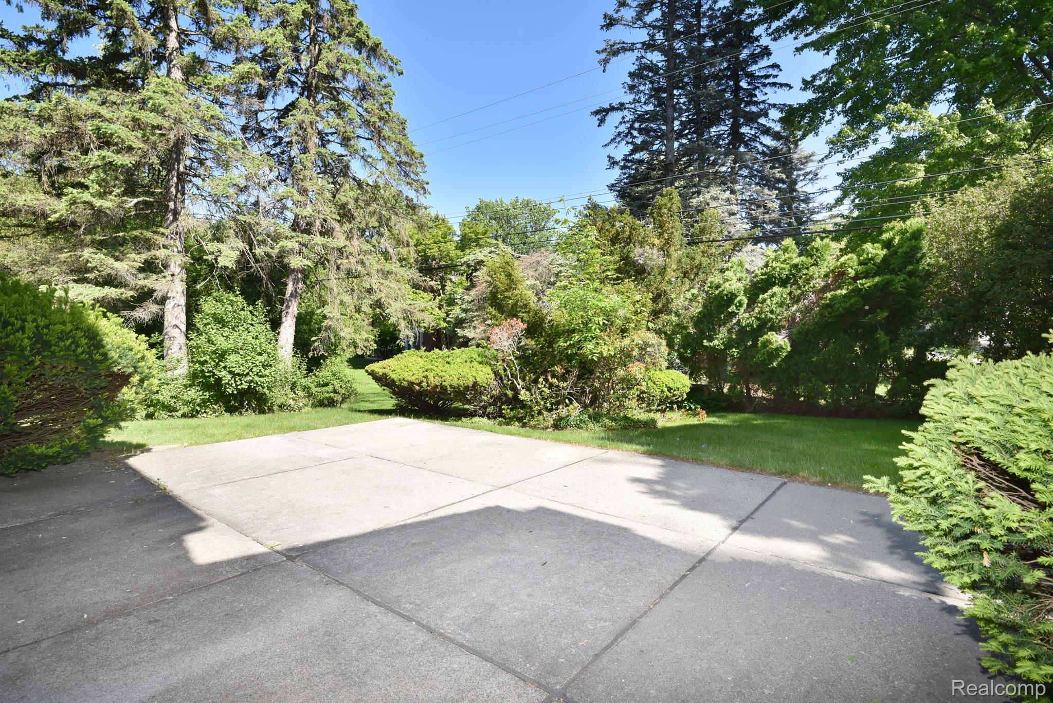 1654 Bracken Road Bloomfield Hills, MI 48302 - Photo 36 of 37 Gallery Image 36