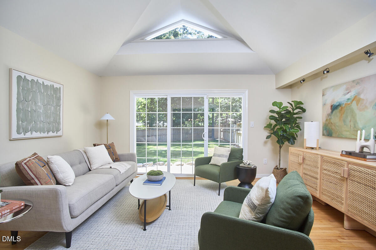 3815 Swarthmore Road Durham, NC 27707 - Photo 4 of 89 Gallery Image 4