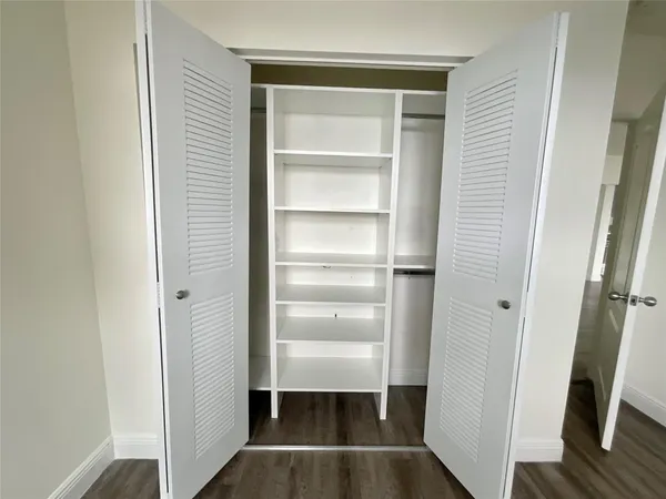 $2,983 | 16900 North Bay Road, Unit 21211, Sunny Isles Beach, FL 33160