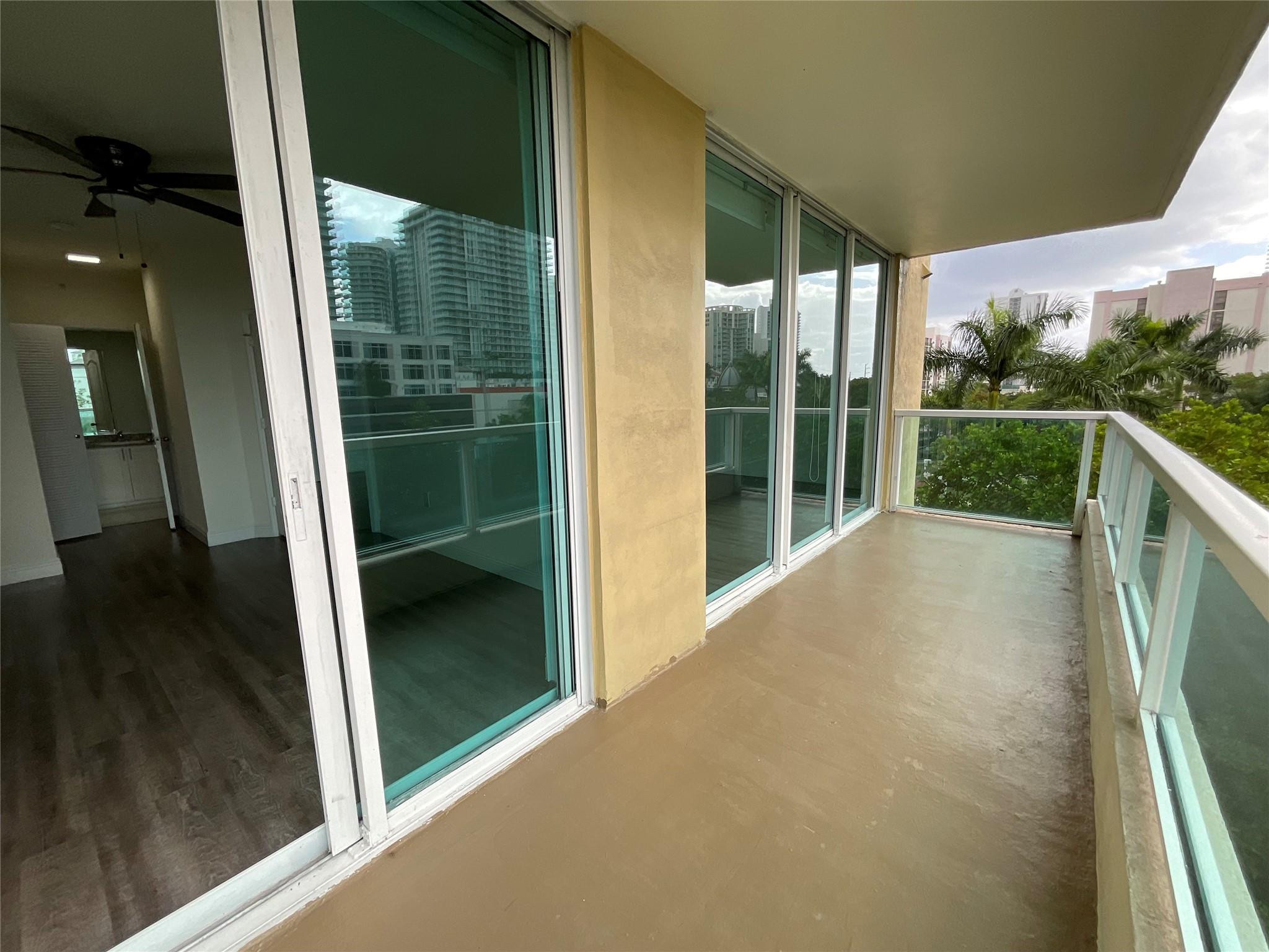 16900 North Bay Road, Unit 21211 Sunny Isles Beach, FL 33160 - Photo 9 of 30