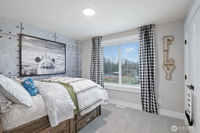 $969,900 | 7584 South 130th Place, Seattle, WA 98178