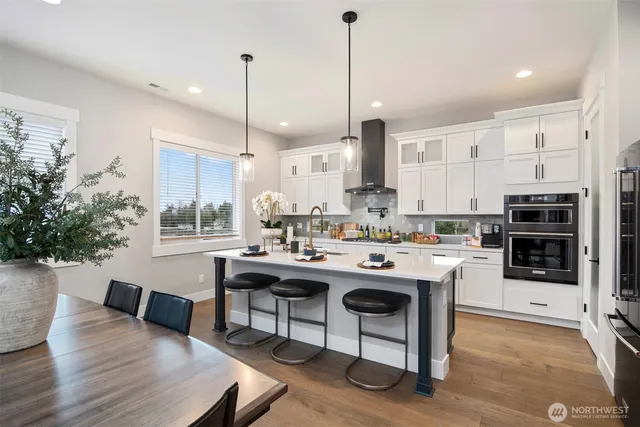 $969,900 | 7584 South 130th Place, Seattle, WA 98178