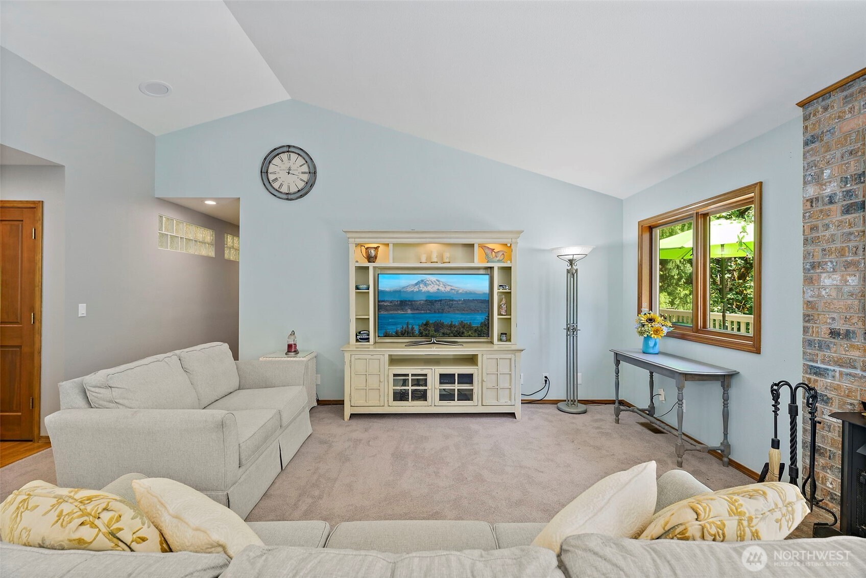 22200 Sweeney Road Southeast Maple Valley, WA 98038 - Photo 10 of 39