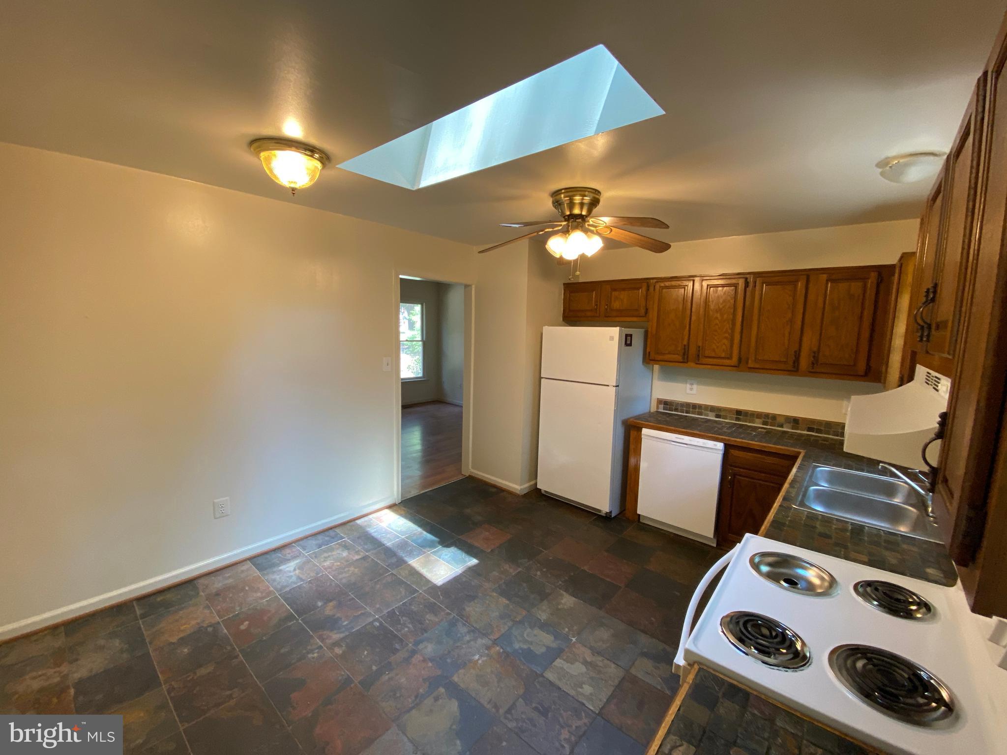 507 Montgomery Drive Ruther Glen, VA 22546 - Photo 15 of 26