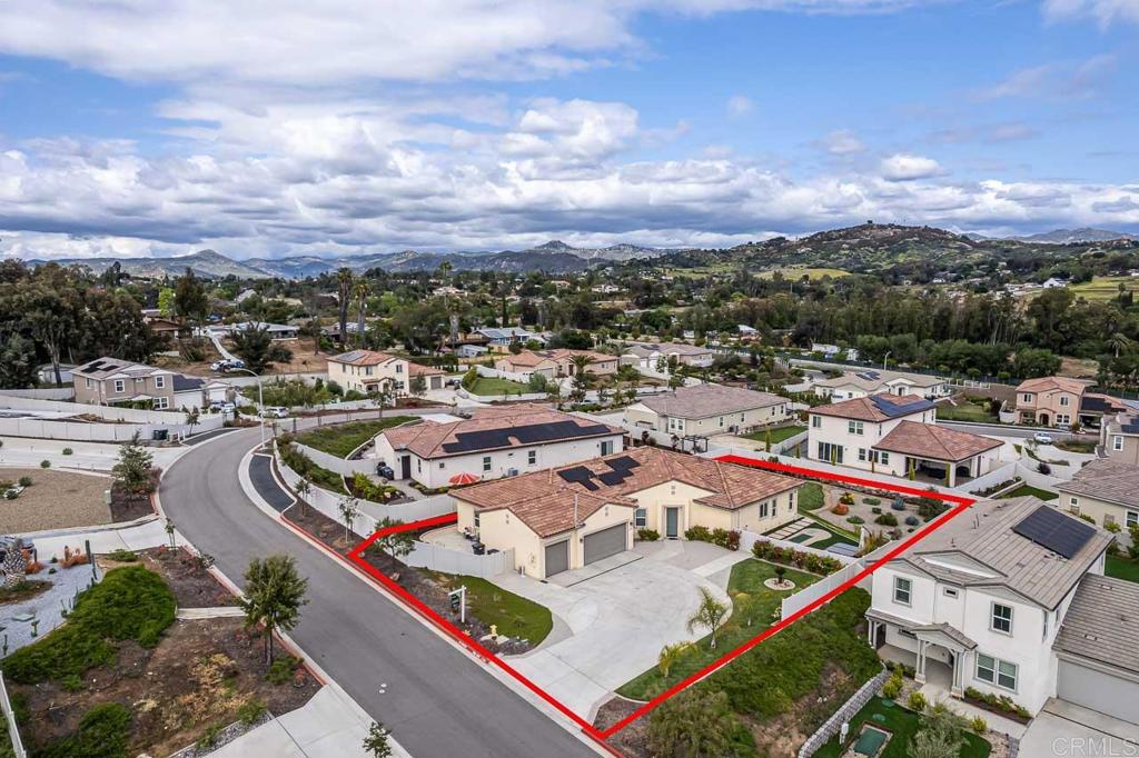 1194 Palomar Circle Escondido, CA 92027 - Photo 35 of 37 a picture of city view