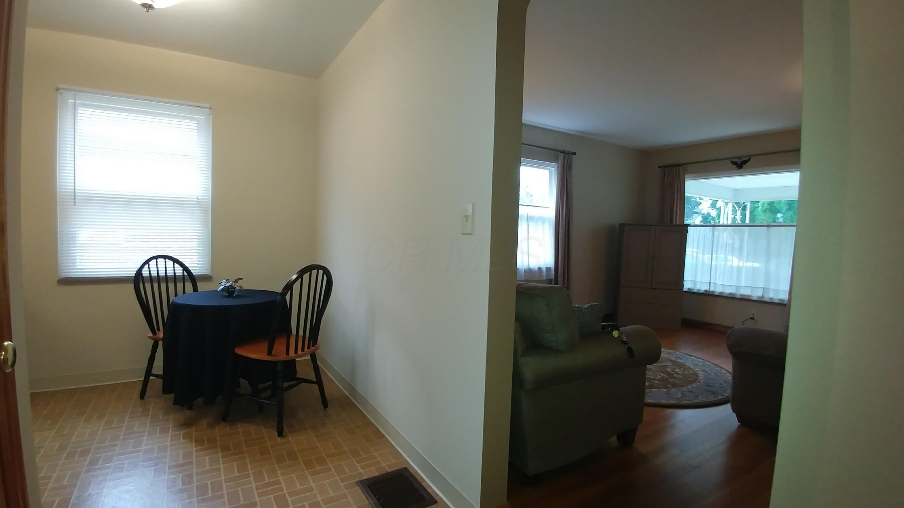 214 Demorest Road Columbus, OH 43204 - Photo 11 of 31 Gallery Image 11
